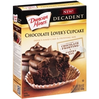 Duncan Hines Chocolate Lover's Cupcake Devil's Food Cake & Frosting Mix Food Product Image