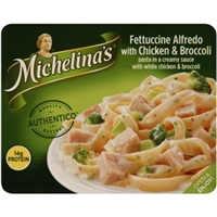 Michelina's Traditional Recipes Fettuccine Alfredo with Chicken and Broccoli Food Product Image